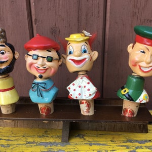RUBENS, BOBBLEHEAD, NODDER, Flaschenverschluss, Holzständer, Korken, Neuheit, Komposition, Vintage, Clown