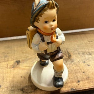 Figurine d'écolier Hummel Goebel 82/0 vintage cartable pour garçon de 5 1/4 po. Allemagne