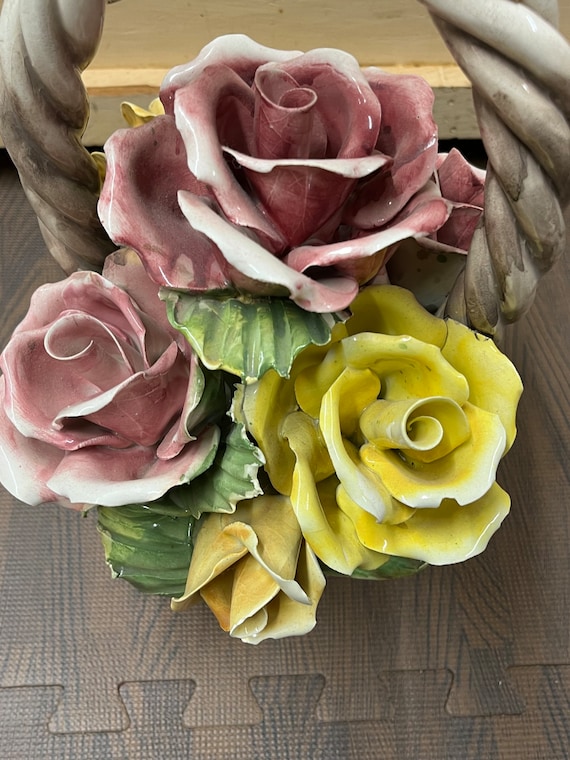 Capodimonte, Italy, Porcelain, Basket of Posies, Rose Flowers
