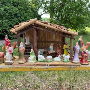 Christmas Nativity, Baby, Jesus, Mary, Joseph, Wise Men, Kings, Figurines, Vintage Italy Creche Chalk or Plaster hand painted Antique