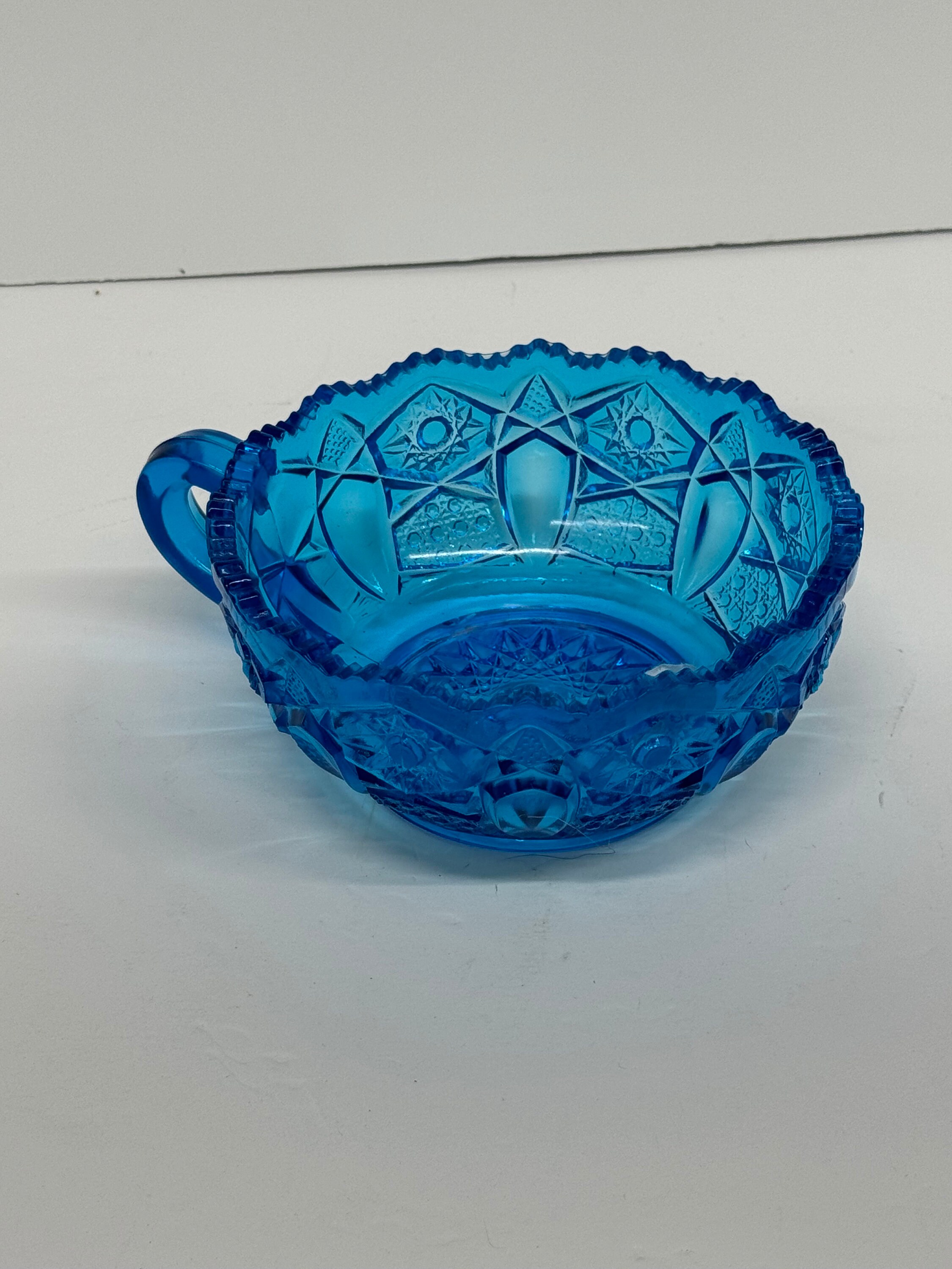 Vintage L.E. Smith Turquoise Glass Nappy Bowl: Quintec Sawtooth