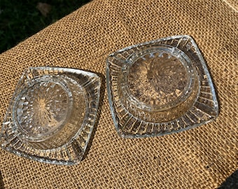 Asbak, barasbak helder glas, vintage set van 2, verzamelobject tabak uit de jaren 70 sigaretten