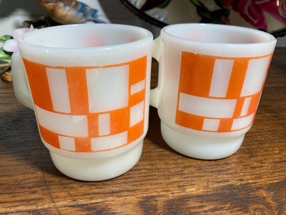 2 Fire King, Fireking, Milk Glass, Oven Proof, Vintage, Country