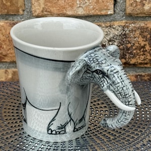 3D Ceramic Elephant Mug, Hand Painted Stoneware, Animal Mug, Elephant Collector, Elephant Lovers, Big 5 Mug, Elephant Mug, Wild Mug Vintage