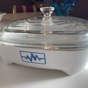 Corning Ware Blue Radio Wave Heartbeat EKG Brown N Sear Dish Pyrex Lid Vintage