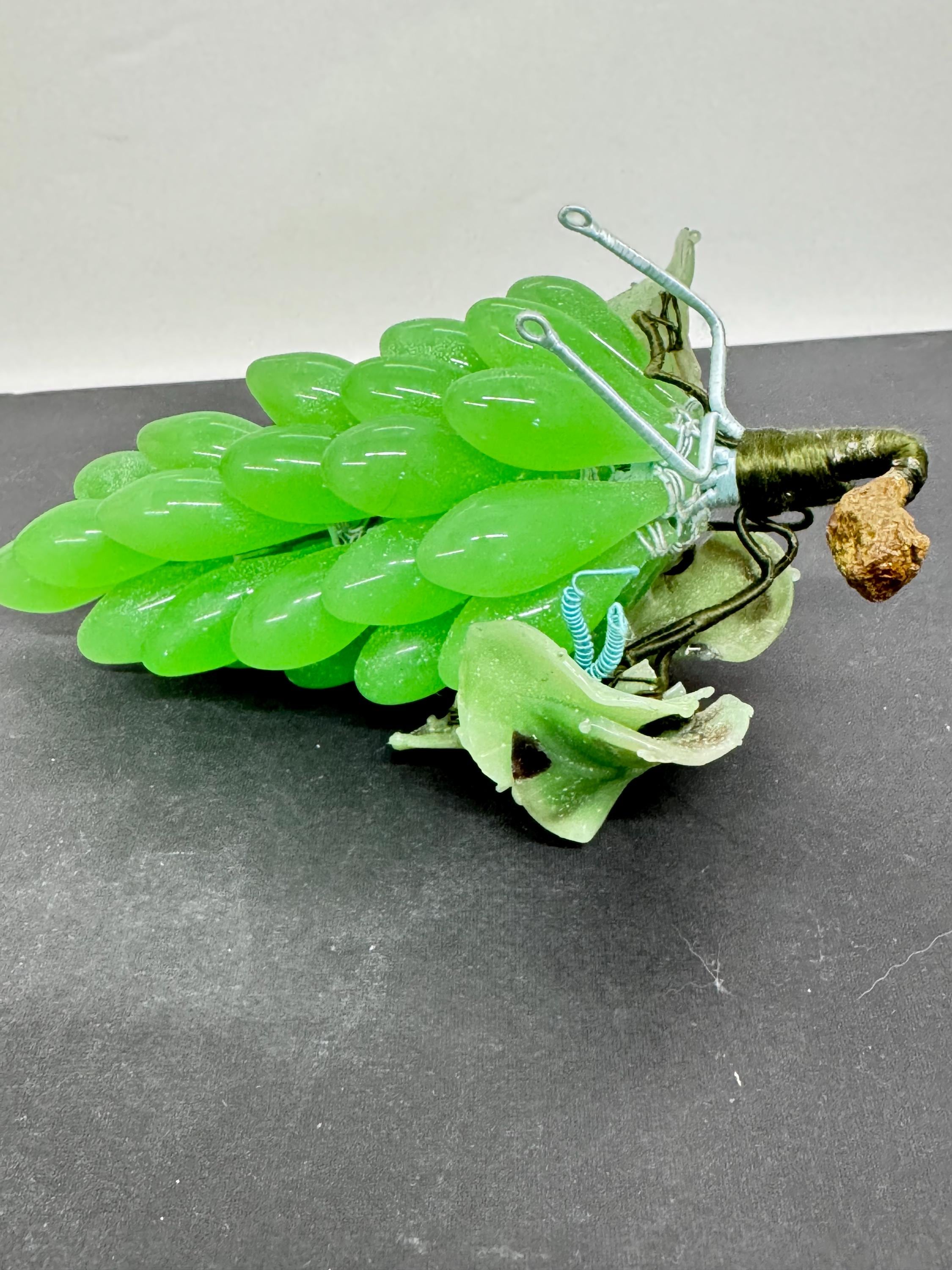 ヴィンテージ翡翠ガラスのブドウ：青磁食器、手彫りの葉 - Etsy 日本