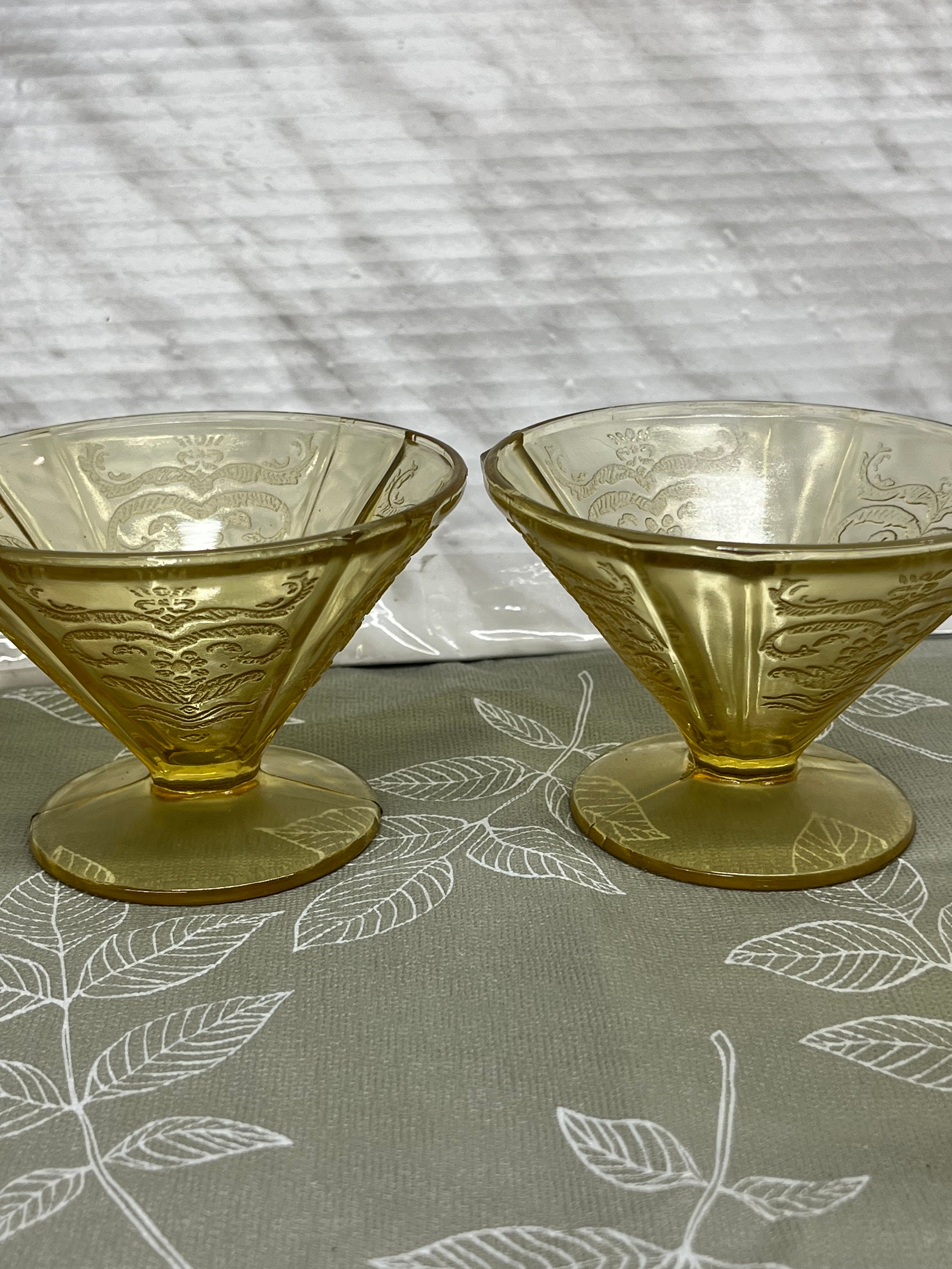 レア　ウランガラス　フェデラルマドリッド　シャーベットペア　大型オーバルトレイ 2025年最新】フェデラル マドリッドの人気アイテム - メルカリ