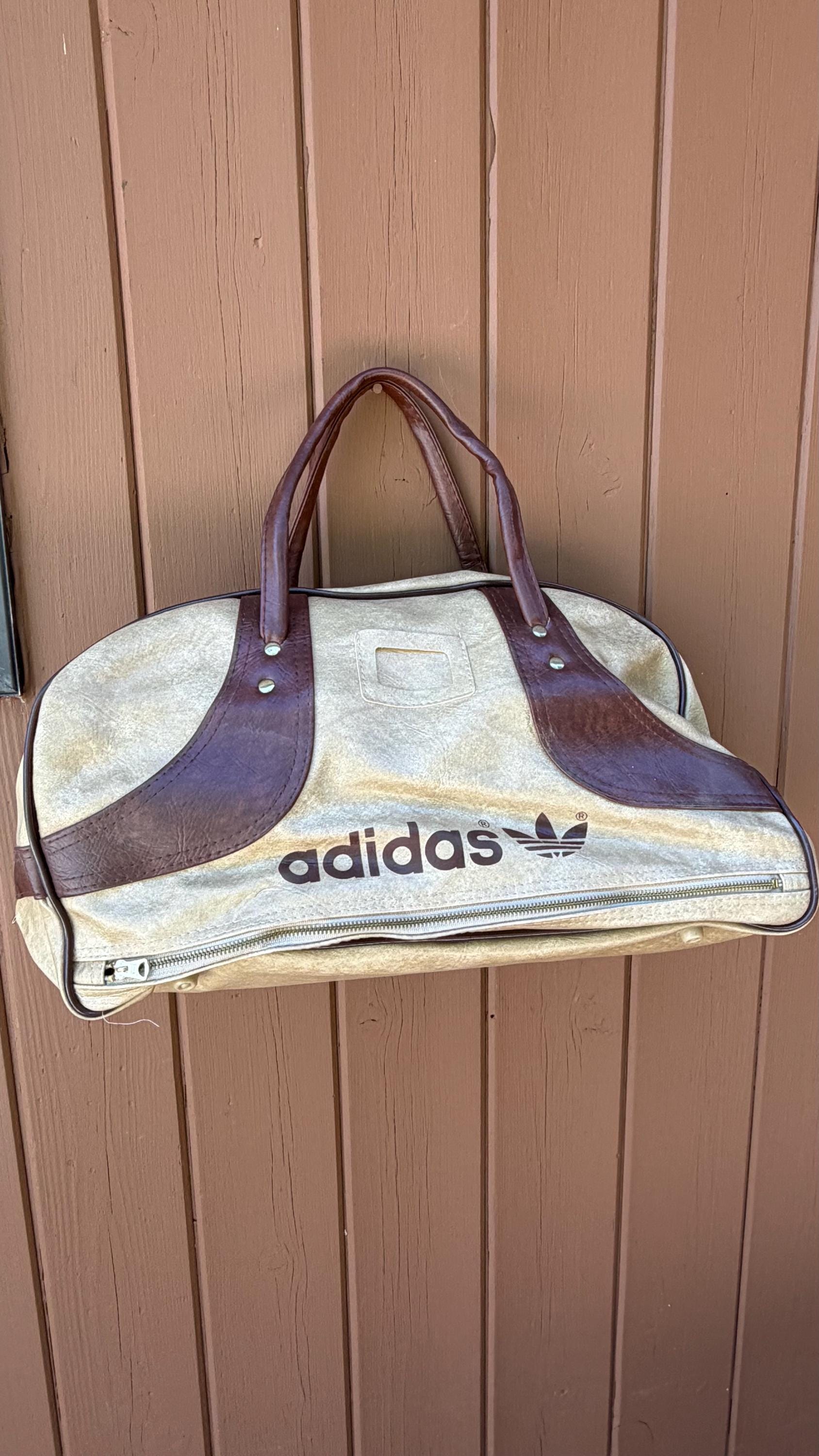 Adidas vintage bag - Etsy 日本