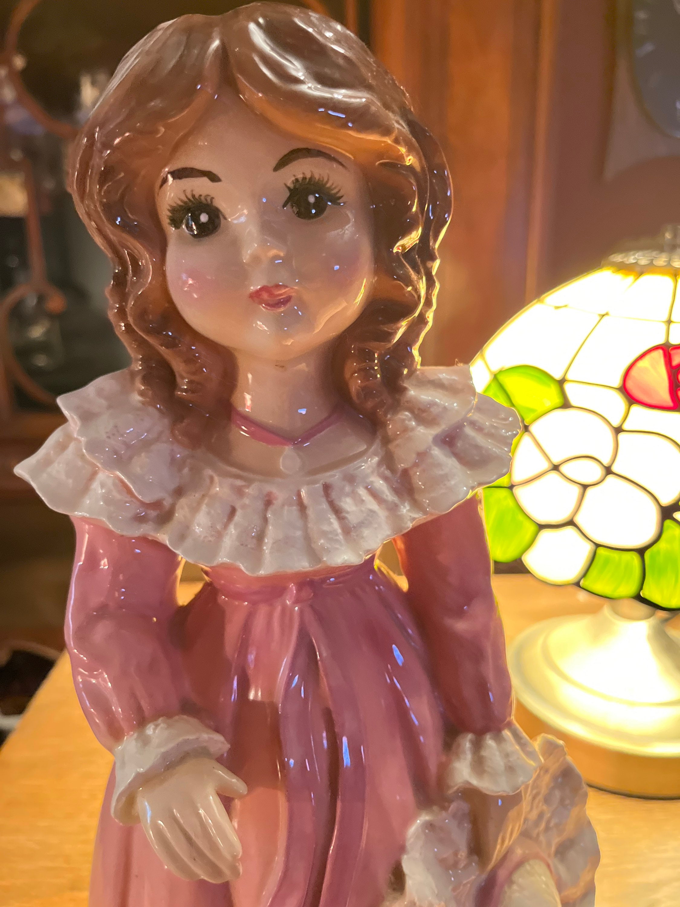 作家　陶器人形　ピンクドレス Amazon.co.jp: アイリッシュドレスデン IRISH DRESDEN 陶器人形