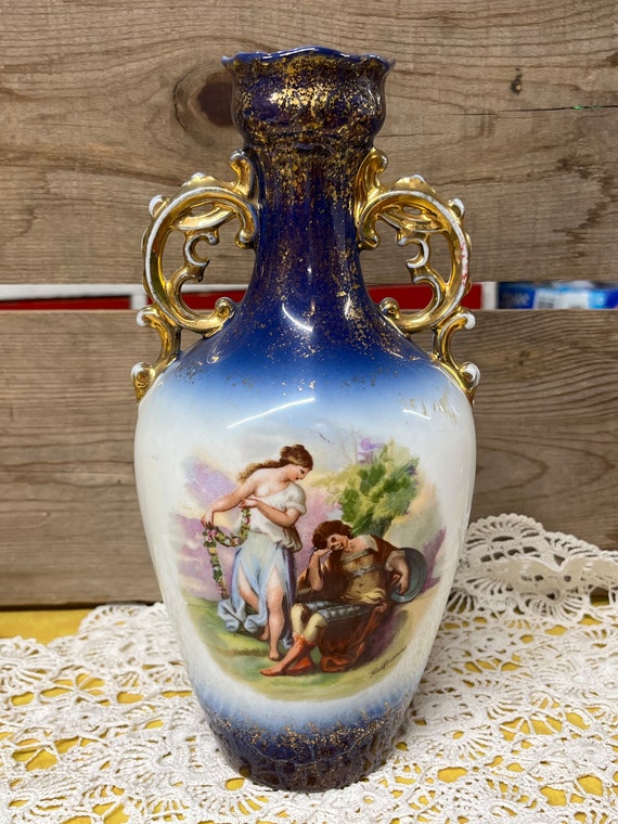 Vase Urn Double Handle Victoria Carlsbad Austria Gold Gilt Vintage