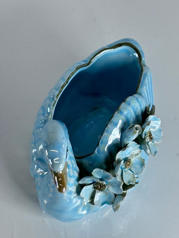 Vintage Swan Planter: Dogwood Relief, Capodimonte Style, Ceramic