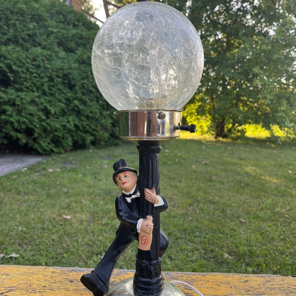 Lamp Drunk Man  Top Hat Gripping Pole Bar Deco  Hollywood Regency Accent Lamp Figural cast Crackle Globe Vintage