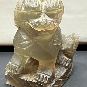 Foo Dog Figurine  Asian Temple Guardian Lions Shishi Dog Statue Quartz Chinese Foo Dog, Feng Shui Decor