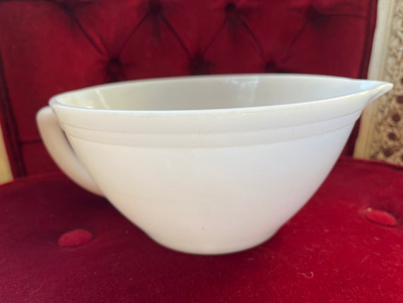 Vintage Federal Glass Opal Ware Mixing Bowl / Kitchen Aids or