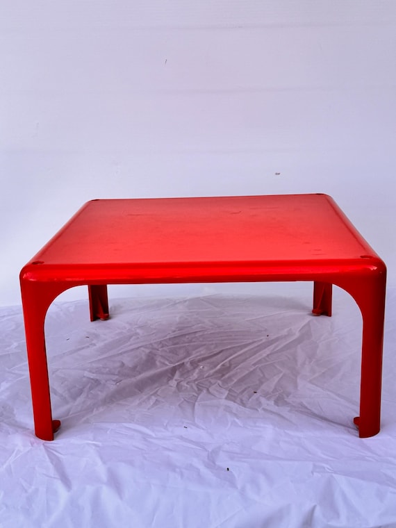 Vico Magistretti Demetrio Coffee Side Table: MCM Artemide Milano