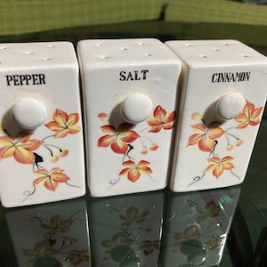 Choose*** Spice, Salt, Pepper, Cinnamon, Shaker, Vintage Japan, Leaf