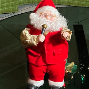 Santa Claus, 8” Wiggle, Vintage, Christmas, Xmas,  Standing,  Kris Kringle, HoHo, Collectible, Battery Operated, Musical