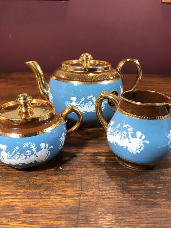 SUDLOWS TEAPOT, Milk Jug & Sugar Bowl - Gilded+ “JASPER