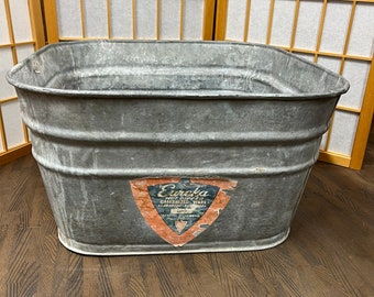 Galvanized Tub Square Wash Tub, Vintage  Garden Decor ,farmhouse decor, planter, Eureka General Steel Wares Canadian