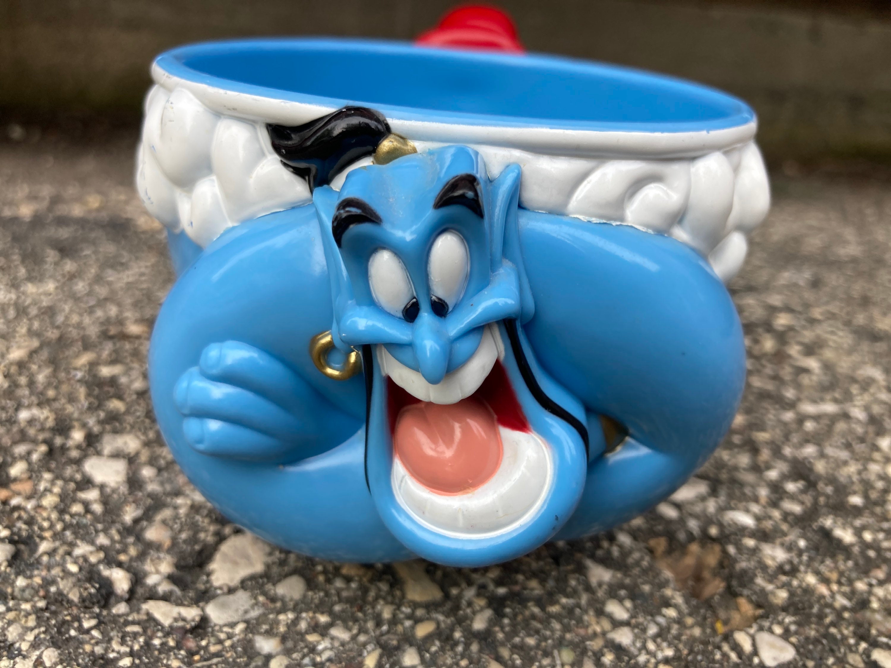 アラジン ジーニー クッキージャー　陶磁器　USディズニー アラジン ジーニー陶器 魔法のランプ - メルカリ 食器