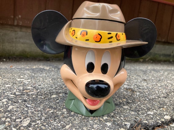 Taza Mickey Mouse Safari Cup 3D Childs Mug Coleccionable Vintage Walt  Disney Flip Hat Disney on Ice -  México