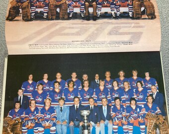 Souvenir Yearbook of the Winnipeg Jets 1972-1976 Jets Booster 