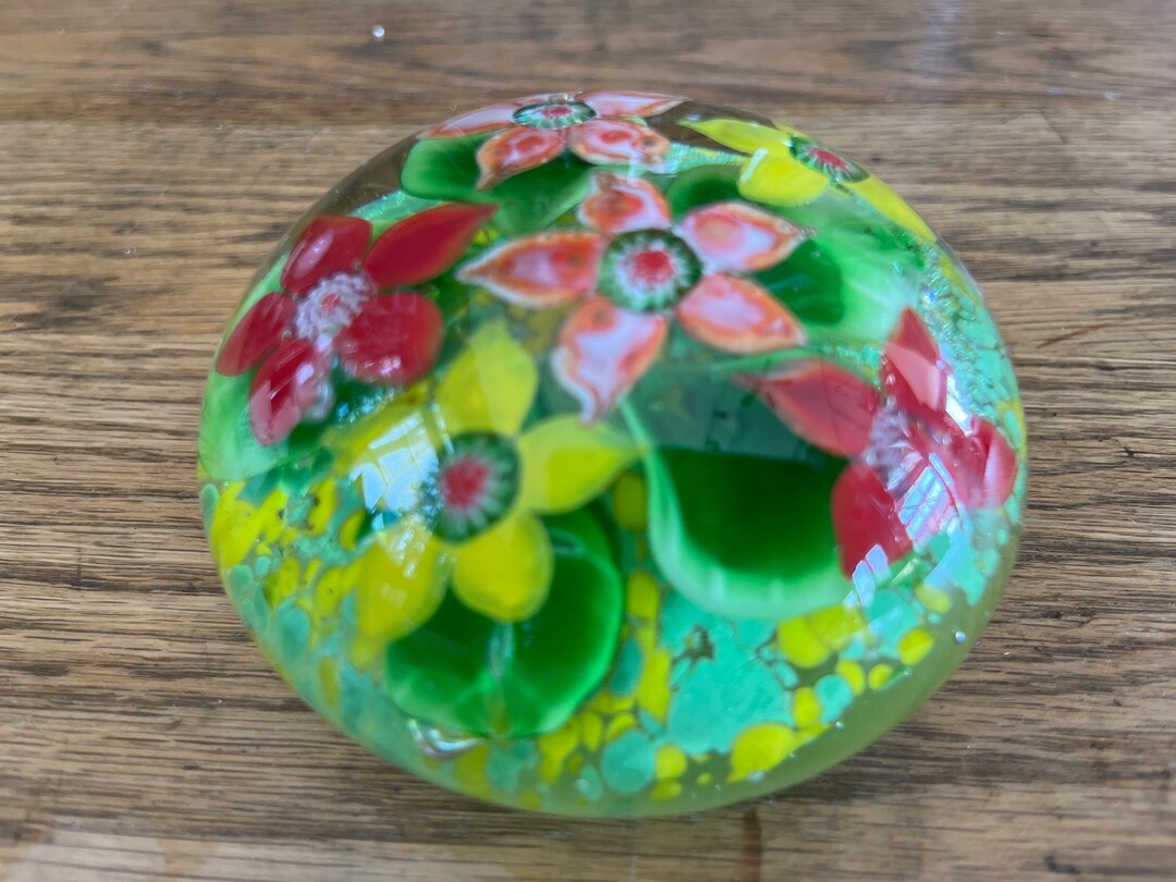 Paperweight, Collectible, Glass, Art Glass, Blown Glass, Hand Blown