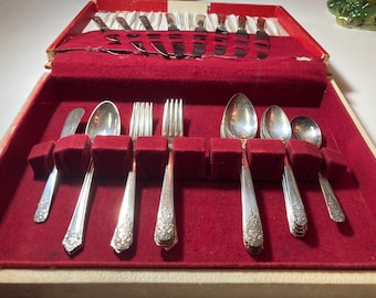 23 pieces, Flatware, 1847 Rogers, Community, Oneida, SL & GH Rogers Oneida Margate Arcadia  Flatware Silver Plate Vintage