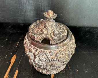 Harrison Fisher HF-0918 Silver Plated Floral Sugar Condiment Jelly