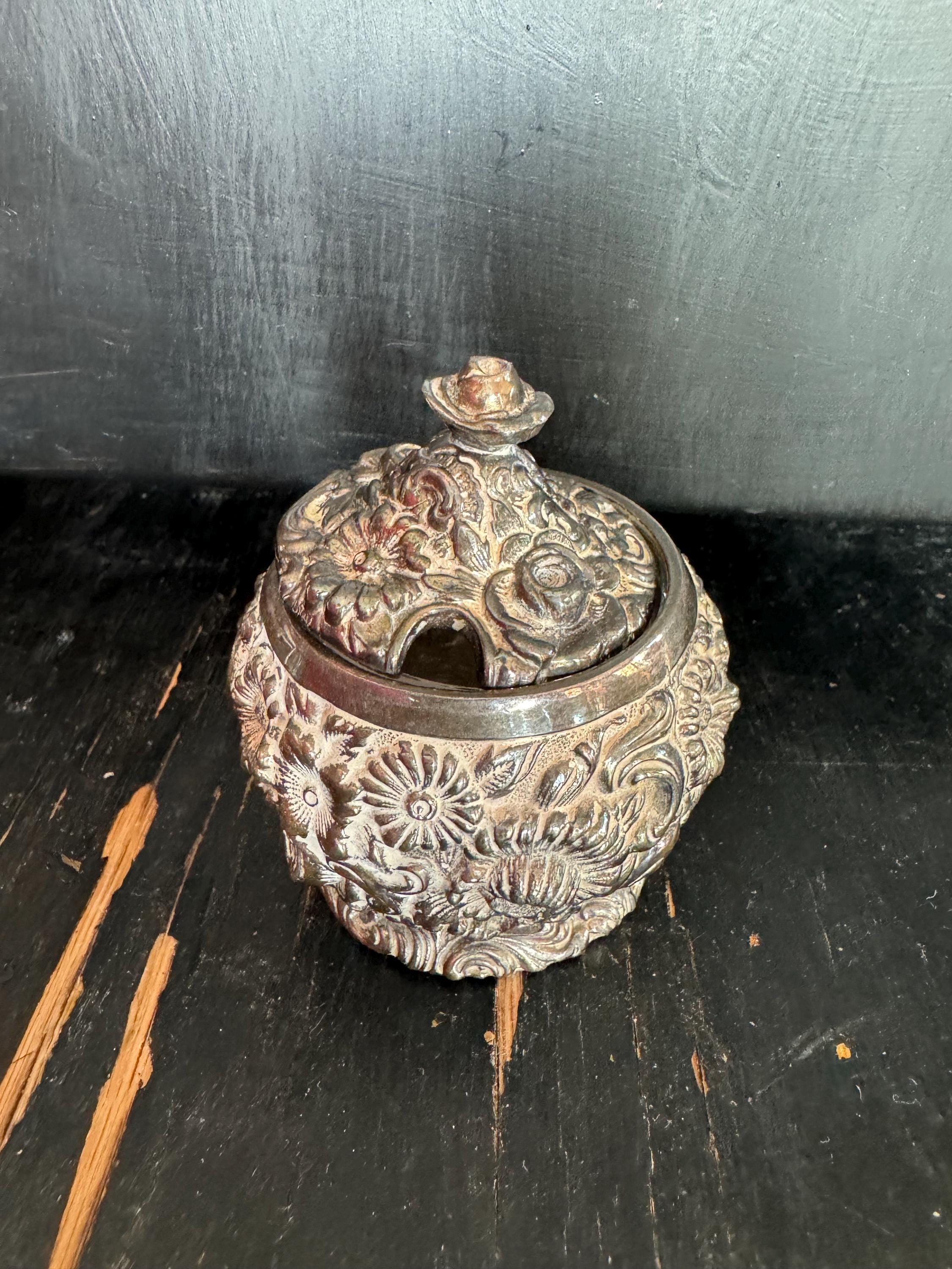 Harrison Fisher HF-0918 Silver Plated Floral Sugar Condiment Jelly