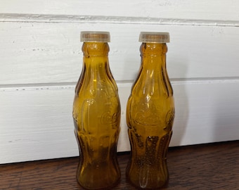 Vintage Coca Cola Bernsteinglas Mini Flasche Salz und Pfefferstreuer
