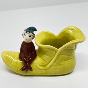 Vintage Ceramic Pixie Elf Shoe Planter: Hand-Painted Green Collectible