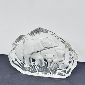 Polar Bear Paperweight Sculpture Glass Art, Wildlife Animal, Glass, Sculpture,  Art Glass, Vintage, Figurine, Collectible, Intaglio Engraved