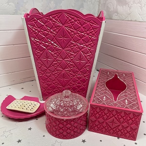 Vintage Hot Pink Bathroom Set: Starburst Plastic Decor