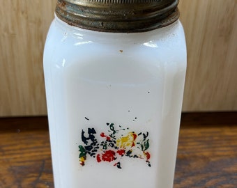Hazel Atlas Sugar Pepper Seasoning Range Shaker Vintage Milk Glass Country Kitchen Aluminium Lid Retro Farmhouse