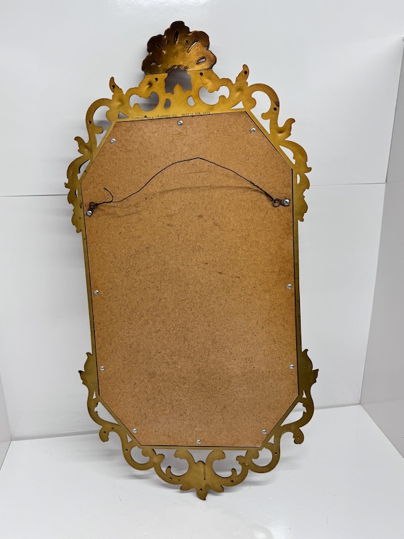 ハリウッドリージェンシー様式 ヴィンテージ ウォールミラー 壁掛け鏡 高級 ヴィンテージのハリウッド・リージェンシースタイルの金属製フレームの