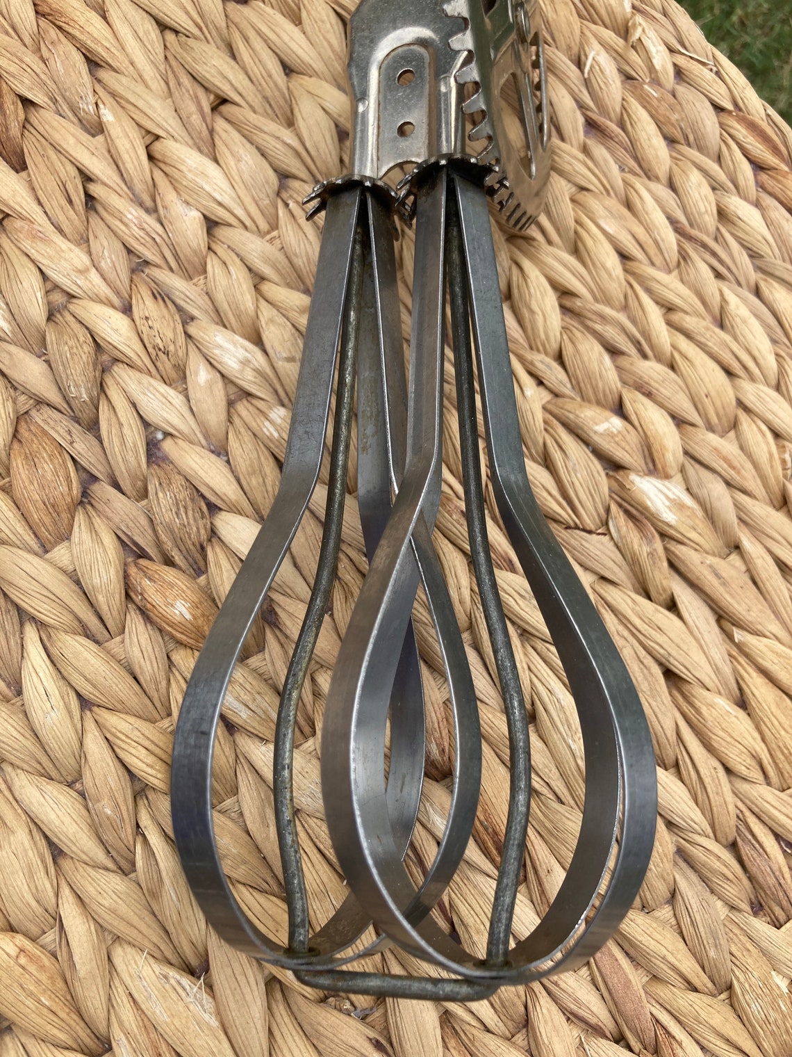 Egg Beaters Hand Crank Beaters Vintage Farmhouse Country Etsy UK