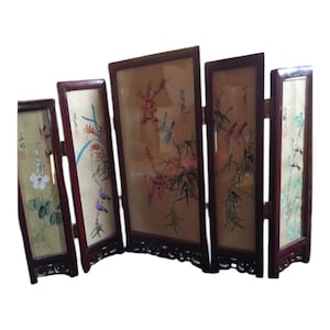 Vintage Chinese Tabletop Screen: Hand-Painted Silk Birds & Flowers