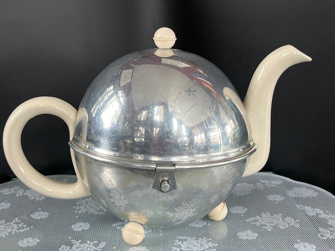 Teapot, ART DECO 1930s Everhot Chrome Insulated Teapot England Vintage
