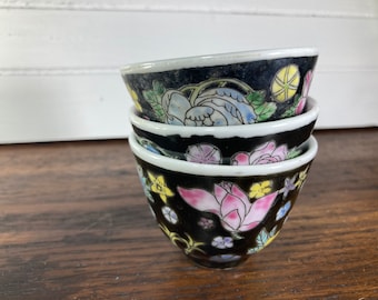 Chinese,  Mun Shou, Longevity,  Porcelain, 3 Cups, Tea Cups, Vintage, Mid Century, Chinese, Zhongguo Jingdezhen, Famille Noire