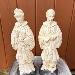 Man and woman Chinese, Statue, Ceramic Figurine,  Vintage, MCM, Holland Mold Glazed Hand Painted Decor Hobbyist Set of 2