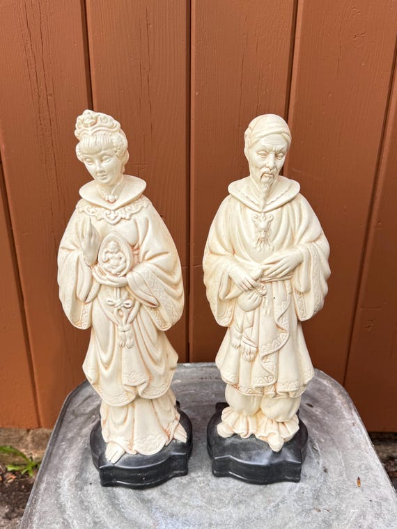 Vintage Chinese Ceramic Figurines: Qing Dynasty Style, Holland