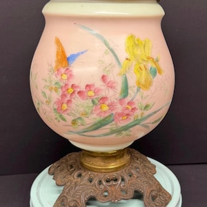 Base de lámpara de aceite antigua, maceta reutilizada, base de globo pintada a mano, cristal de huracán victoriano de principios de siglo, GWTW