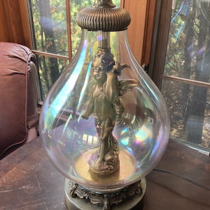 Vintage Hollywood Regency Brass Cherub Table Lamp: Handblown Glass Orb