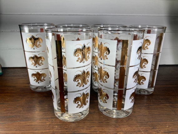 FULL SET of 8 Vintage Anniversary Glasses 8 Tall Drinking Glasses / Tumblers  With a Gold Gilded Design and 'happy Anniversary'. 