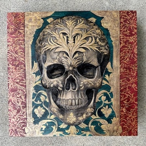 Caja de madera con diseño de calaveras, arte original