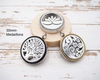 Stainless steel medallion Round large, 30 mm, colored edge, silver colors, magnetic clasp, chain pendant, perfume pendant