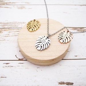 Stainless steel chain with leaf, stainless steel pendant Monstera, stainless steel gold-colored, delicate chain, stainless steel rose gold