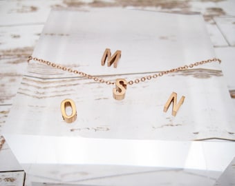 Edelstahlkette mit Initialen, Edelstahl-Anhänger Buchstabe, Edelstahl goldfarben, zierliche Kette, Edelstahl rosegold