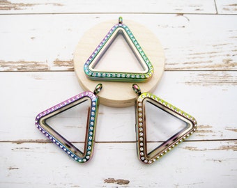 Stainless steel medallion triangle, 25 mm, rainbow, magnetic clasp, chain pendant